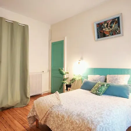 Apartament Cosy Emeraude- T5 - Place Clemenceau Pau